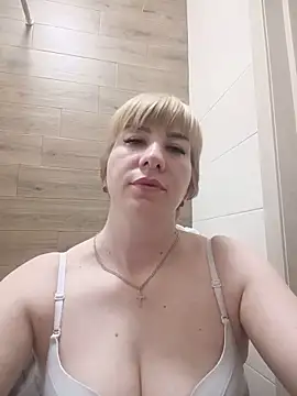 Snapshot of babyjessi chatting on 06-11-26, 10:45 babyjessi online show from 06-11-26, 10:45