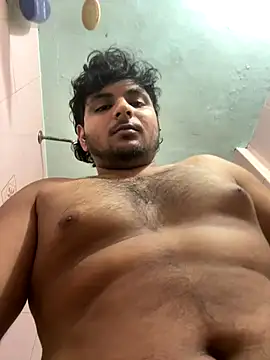 Snapshot of Kira_1413 chatting on 11-17-25, 03:49 Kira 1413 online show from 11-17-25, 03:49