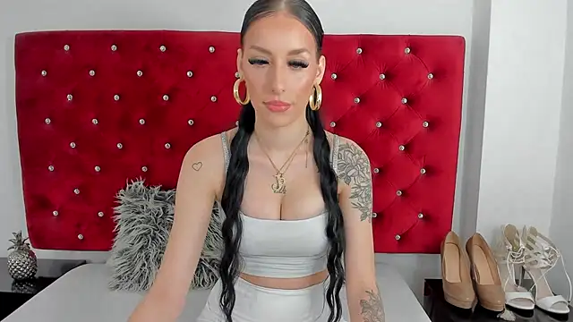 PleasureJasmine online show from 11-13-25, 09:02