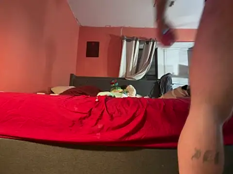 bearcub300 online show from 02-11-26, 12:32