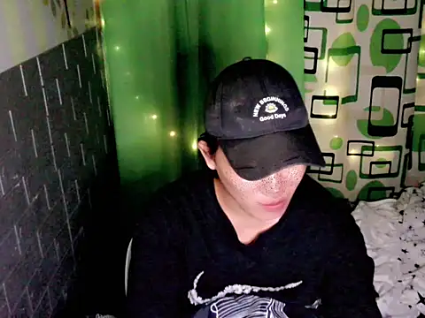 urdreamgirljacky online show from 12-16-25, 09:13