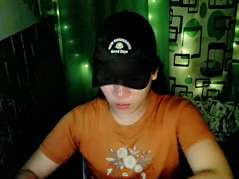 urdreamgirljacky online show from 12-15-25, 01:39