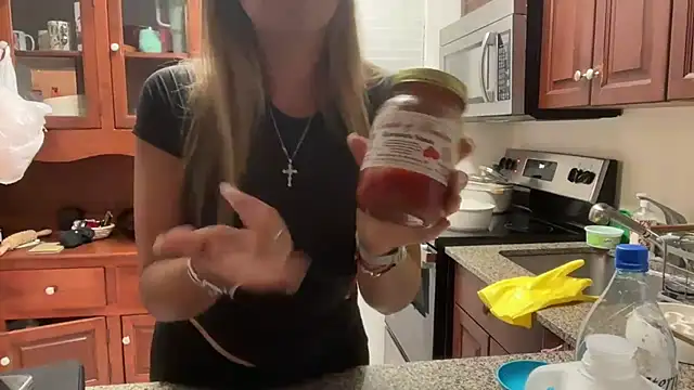 prettyykitty22 online show from 11-19-25, 12:43