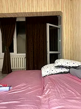 Di Olivia online show from 11-06-25, 04:55