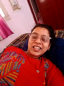 Snapshot of thanusi_2 chatting on 11-03-25, 06:51 thanusi 2 online show from 11-03-25, 06:51