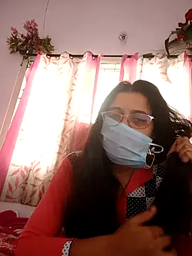 Snapshot of thanusi_2 chatting on 12-22-25, 05:29 thanusi 2 online show from 12-22-25, 05:29