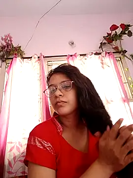 Snapshot of thanusi_2 chatting on 10-12-25, 07:10 thanusi 2 online show from 10-12-25, 07:10