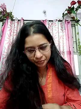 Snapshot of thanusi_2 chatting on 11-15-25, 11:47 thanusi 2 online show from 11-15-25, 11:47