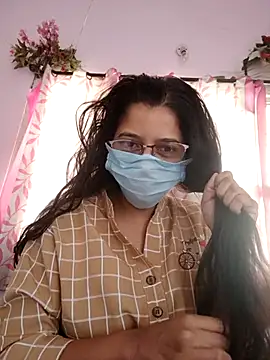 Snapshot of thanusi_2 chatting on 01-12-26, 06:53 thanusi 2 online show from 01-12-26, 06:53