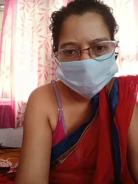 Snapshot of thanusi_2 chatting on 07-15-26, 05:36 thanusi 2 online show from 07-15-26, 05:36