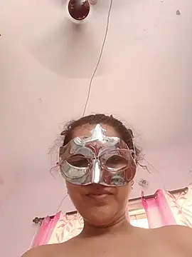 Snapshot of thanusi_2 chatting on 05-16-26, 10:47 thanusi 2 online show from 05-16-26, 10:47