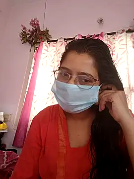 Snapshot of thanusi_2 chatting on 11-27-25, 06:47 thanusi 2 online show from 11-27-25, 06:47