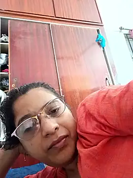 Snapshot of thanusi_2 chatting on 09-26-25, 12:50 thanusi 2 online show from 09-26-25, 12:50