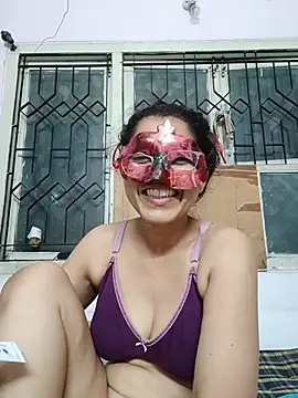 Snapshot of thanusi_2 chatting on 05-12-26, 05:41 thanusi 2 online show from 05-12-26, 05:41