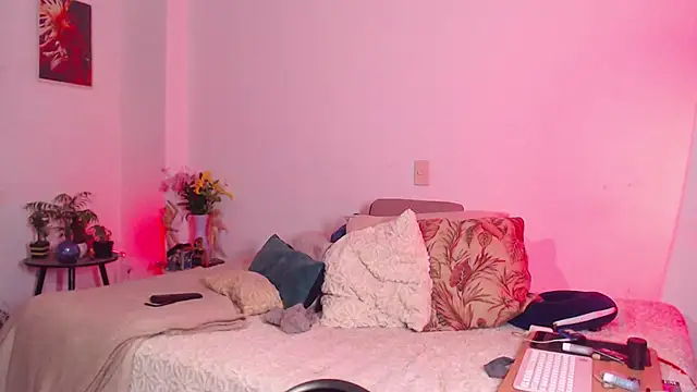 Theevae online show from 11-22-25, 03:49