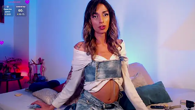 Theevae online show from 12-17-25, 12:04