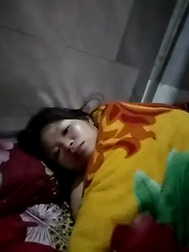 LinhNa999 online show from 11-29-25, 02:17