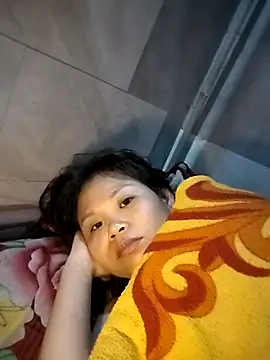 LinhNa999 online show from 11-30-25, 10:10