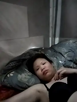 LinhNa999 online show from 02-25-26, 03:12