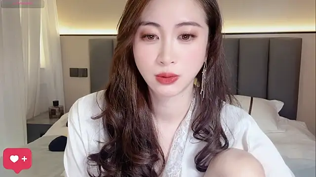 wuyueaini online show from 11-29-25, 06:57