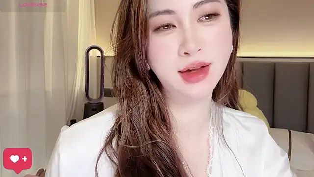 wuyueaini online show from 05-16-26, 06:34