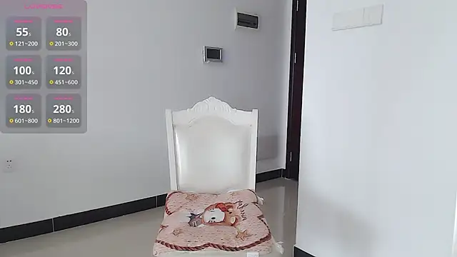 Snapshot of KK-328 chatting on 04-22-26, 12:17 KK-328 online show from 04-22-26, 12:17