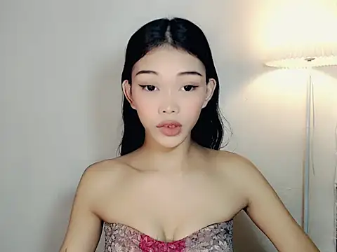 holyakiesha online show from 11-18-25, 10:45