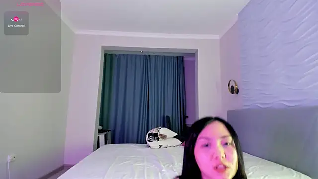 kawai mai online show from 10-15-25, 03:09