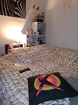 Mila Luciphya online show from 09-21-25, 11:04