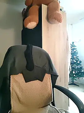 Mila Luciphya online show from 12-21-25, 10:50