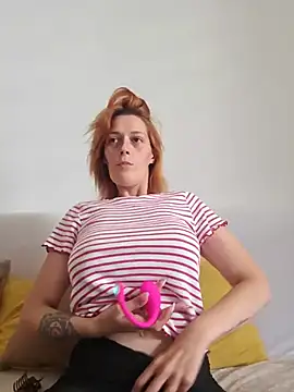 Mila Luciphya online show from 07-02-26, 03:40
