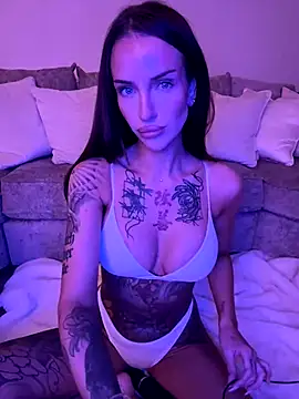 Nikki  Foxx online show from 10-06-25, 08:53