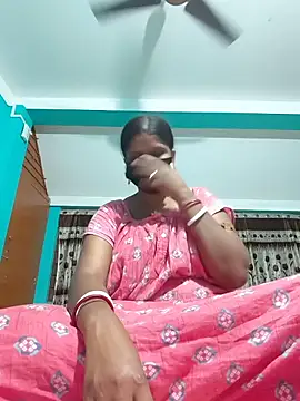 Snapshot of Indian__coupel999 chatting on 05-18-26, 06:45 Indian coupel999 online show from 05-18-26, 06:45