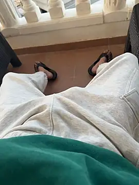 Manu97k online show from 11-15-25, 08:07