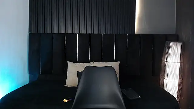 Dominic ghost online show from 11-12-25, 12:26