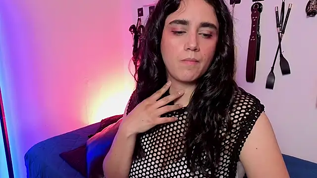 elowen halley1 online show from 03-26-26, 06:39