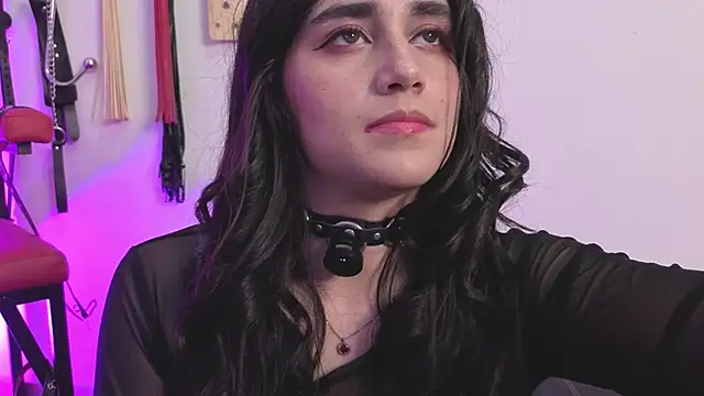 elowen halley1 online show from 01-10-26, 07:09