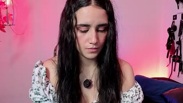 elowen halley1 online show from 03-20-26, 06:09