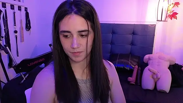 elowen halley1 online show from 10-02-25, 06:55