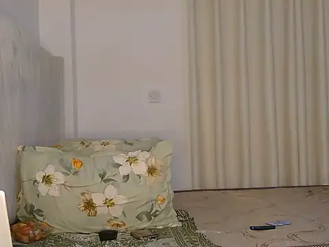 TinaFavourite online show from 10-31-25, 09:32