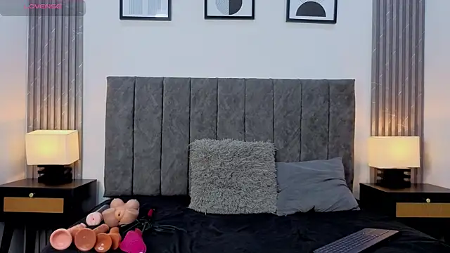 Liam forest  online show from 10-08-25, 04:47