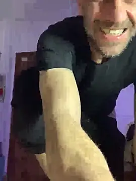 Snapshot of TORAKIKI79 chatting on 03-02-26, 09:11 TORAKIKI79 online show from 03-02-26, 09:11