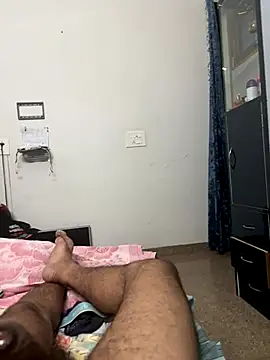 Snapshot of Hotguyforfun chatting on 11-16-25, 12:10 Hotguyforfun online show from 11-16-25, 12:10