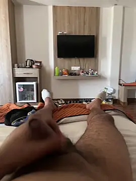 Snapshot of Hotguyforfun chatting on 10-04-25, 09:00 Hotguyforfun online show from 10-04-25, 09:00