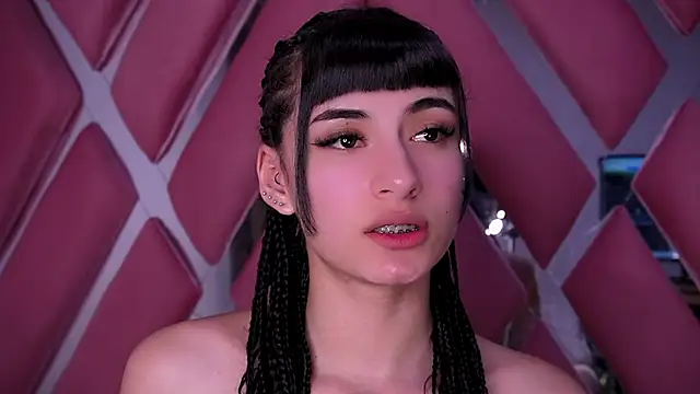 Alynn Bri  online show from 04-05-26, 03:35