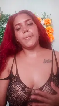 Snapshot of Daila_Lucia chatting on 07-15-26, 09:00 Daila Lucia online show from 07-15-26, 09:00