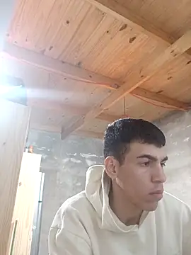 Snapshot of ggggggg87544yyrrk chatting on 10-29-25, 02:43 ggggggg87544yyrrk online show from 10-29-25, 02:43