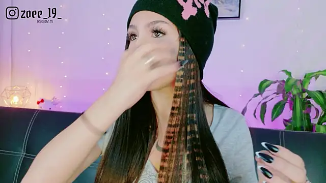 cuteezoe online show from 03-31-26, 04:36