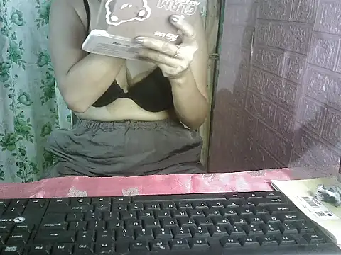 WetWildPussy online show from 10-09-25, 02:34