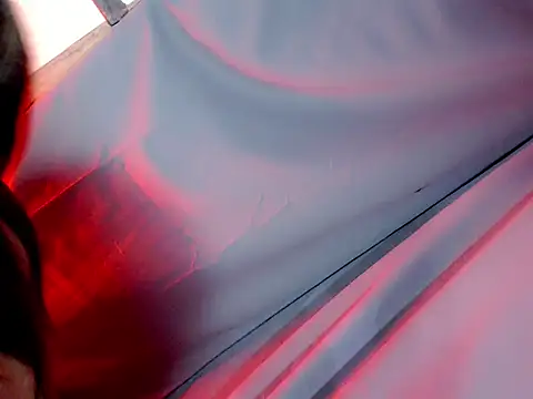 Snapshot of Sugarfucker20 chatting on 09-16-25, 06:31 Sugarfucker20 online show from 09-16-25, 06:31